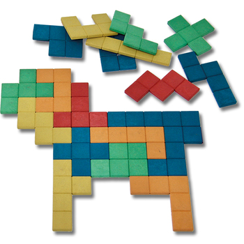 Pentominos aus RE-Wood